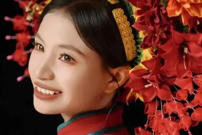 網紅小英近況曝光，因“塌房”事件掉粉近百萬，最新視頻變化大