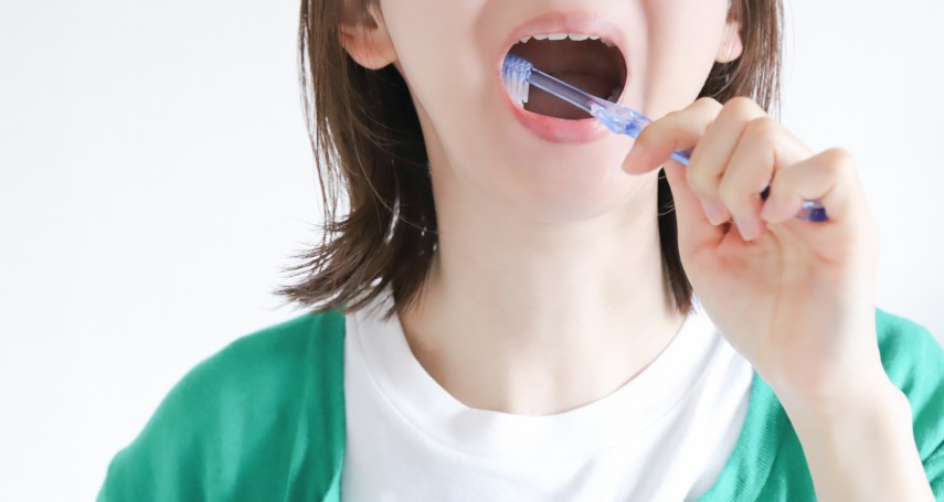沖牙機可以每天用嗎？PTT、Dcard熱議沖牙機推薦品牌：用過回不去、CP值高已買三支