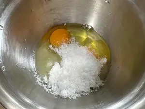 豬肚雞火鍋的養生美味：豬肚的處理技巧，以及湯底的熬制方法