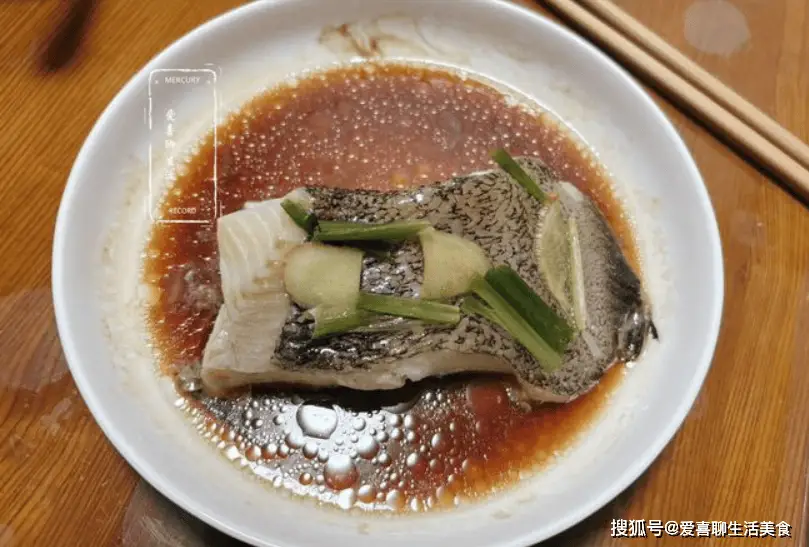 最簡單的家庭燉魚塊做法，一步就搞定，鮮香嫩滑，出鍋全家搶着喫！