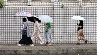 新北桃園14縣市大雨特報 北台灣舒適、南部悶熱高溫32度
