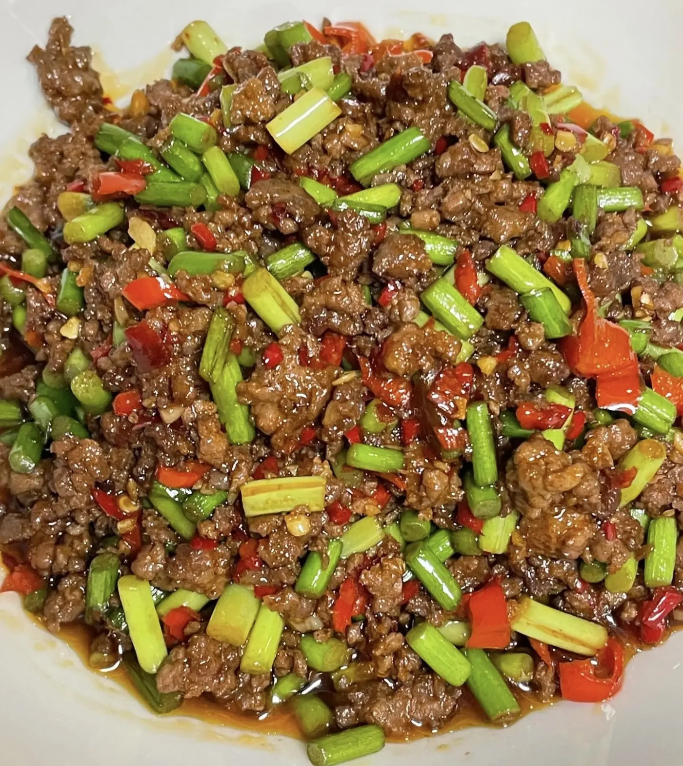 蒜苔與肉末的激情碰撞，一口就愛上的家常美味！