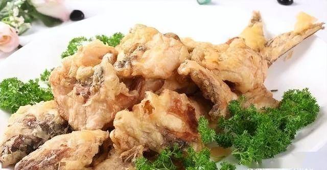 年夜飯上的雙重驚喜：幹炸魚塊與拔絲紅薯制作祕籍